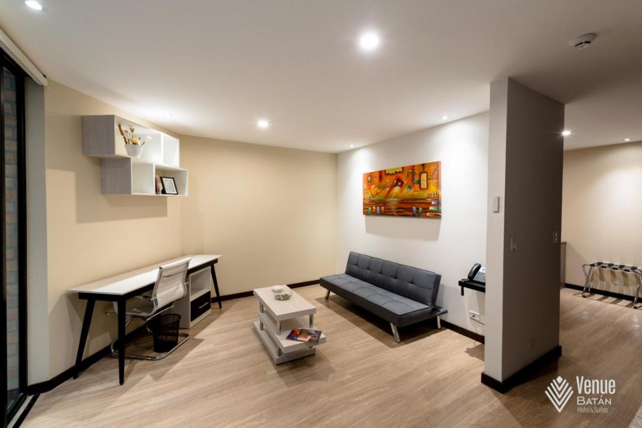 Hotel & Suites En Cuenca, Venue Batan Buitenkant foto