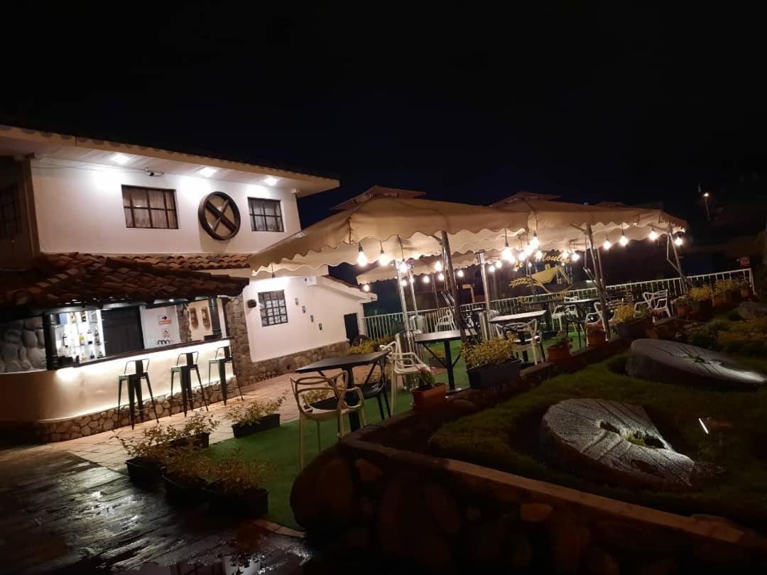 Venue Batan Hotel&Suites Cuenca Buitenkant foto